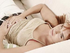 腹胀腹痛是卵巢癌的早期症状